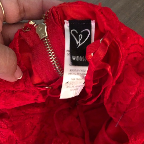 Windsor sexy red dress - Picture 9 of 16